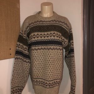 Eddie Bauer Sweater